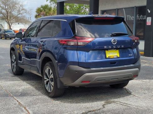 Used 2021 Nissan Rogue SV FWD image 7