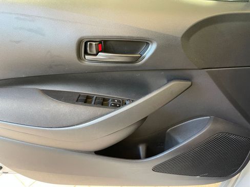 Used 2025 Toyota Corolla LE image 20