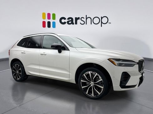 Used 2023 Volvo XC60 T8 Ultimate w/ Climate Package image 7