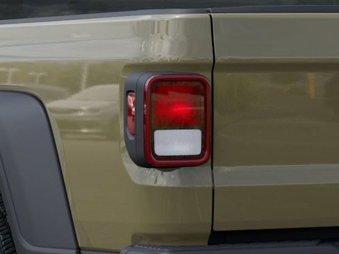 New 2026 Jeep Gladiator Sport AWD/4WD image 10