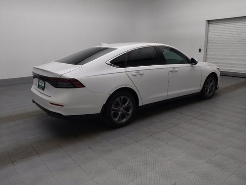 Used 2024 Honda Accord EX image 10