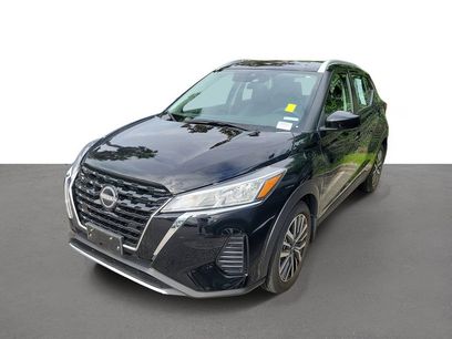 Used 2024 Nissan Kicks SV