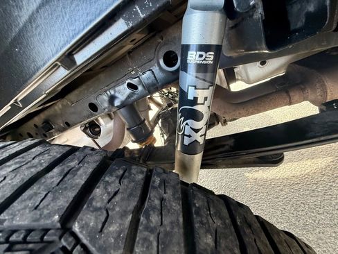 Used 2019 Ford F150 Lariat w/ Equipment Group 502A Luxury image 16