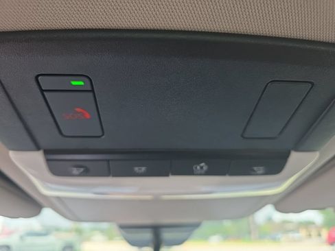 Used 2025 Nissan Altima 2.5 SV FWD image 24