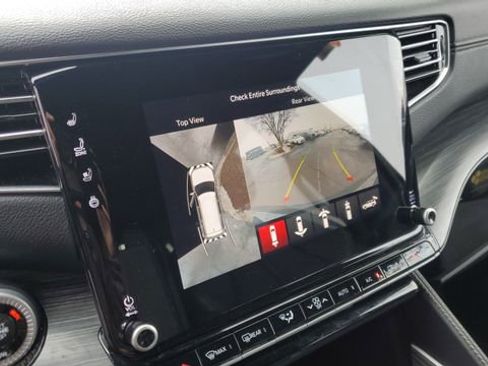 Certified 2024 Jeep Wagoneer Series II w/ Convenience Group I image 20