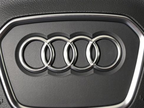 Used 2023 Audi S4 Premium Plus w/ Premium Plus Package AWD/4WD image 34
