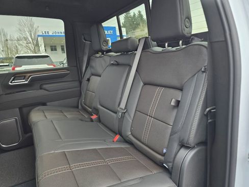 New 2026 Chevrolet Silverado 2500 High Country w/ High Country Premium Package AWD/4WD image 19
