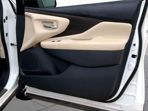 Used 2023 Nissan Murano Platinum w/ Cargo Package FWD image 22