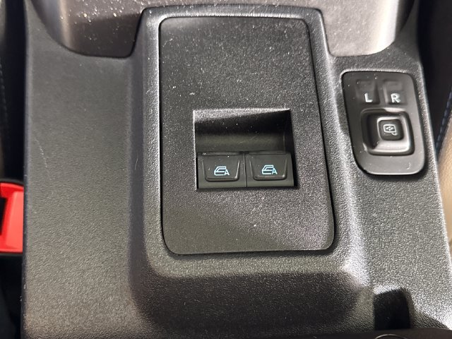Used 2023 Ford Bronco Wildtrak AWD/4WD image 27