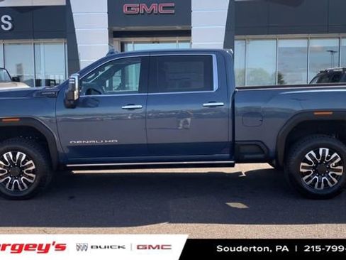 New 2026 GMC Sierra 2500 Denali Ultimate w/ Max Trailering Package image 5