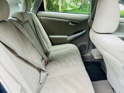 Used 2010 Toyota Prius Two image 12