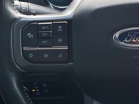 Used 2023 Ford F150 Lariat AWD/4WD image 36