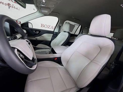 New 2026 Lincoln Aviator 2WD image 23