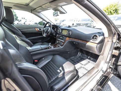 Used 2014 Mercedes-Benz SL 550 w/ Sport Wheel Package image 20