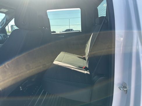 Used 2024 Chevrolet Silverado 3500 W/T image 27