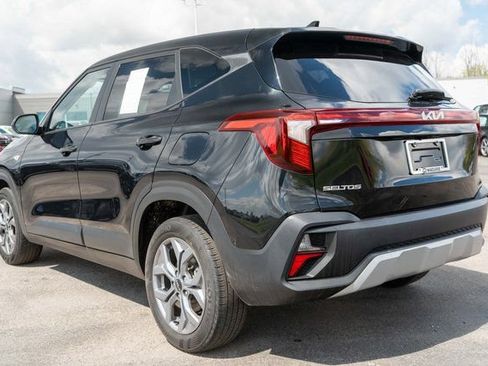 Used 2024 Kia Seltos LX AWD/4WD image 9