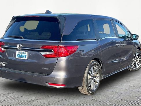 Used 2023 Honda Odyssey Touring image 7