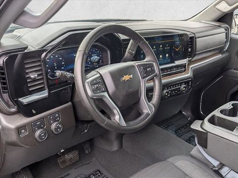 Used 2024 Chevrolet Silverado 1500 LT w/ Safety Package image 10