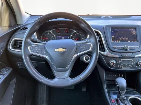 Used 2022 Chevrolet Equinox LT image 8