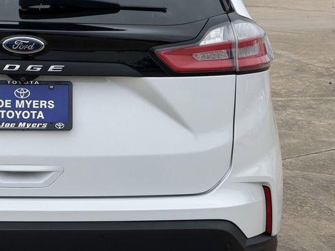 Used 2021 Ford Edge SEL w/ Convenience Package FWD image 9