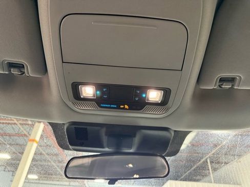 Used 2023 Ford F150 XLT w/ XTR Package image 31