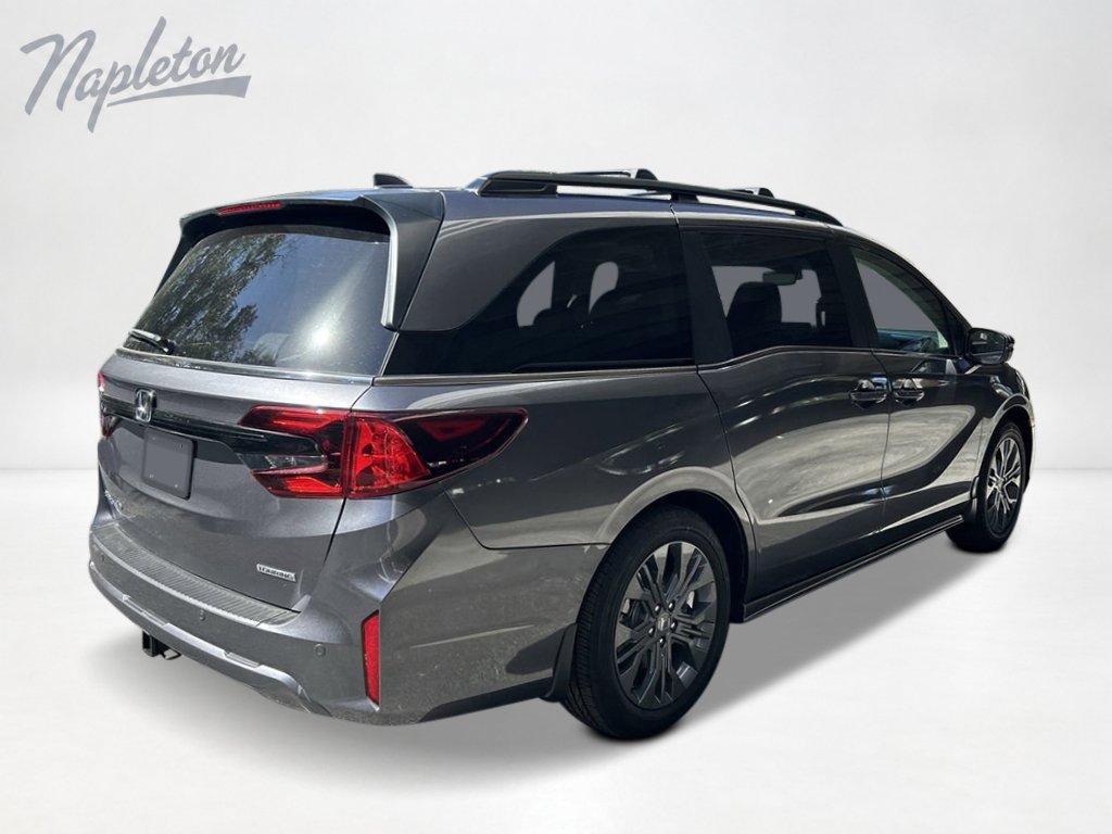 New 2027 Honda Odyssey Touring image 6