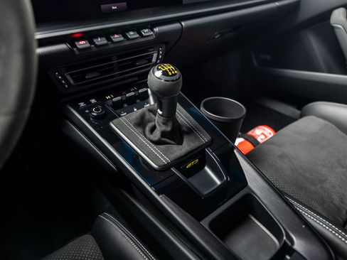 Certified 2022 Porsche 911 GT3 RWD image 37