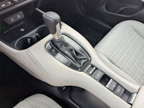 New 2026 Honda HR-V LX image 16