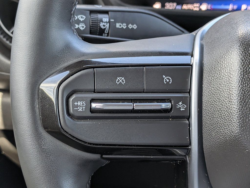 Certified 2025 Chevrolet Colorado Trail Boss AWD/4WD image 52