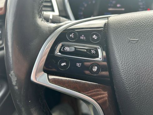 Used 2015 Cadillac SRX Luxury w/ Driver Awareness Package image 19