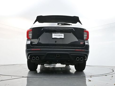 Used 2022 Ford Explorer ST image 29