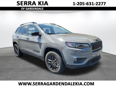 Used 2023 Jeep Cherokee Altitude Lux AWD/4WD image 1