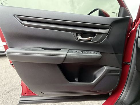 Used 2025 Honda CR-V EX image 21