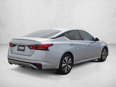 Used 2021 Nissan Altima 2.5 SL FWD image 5