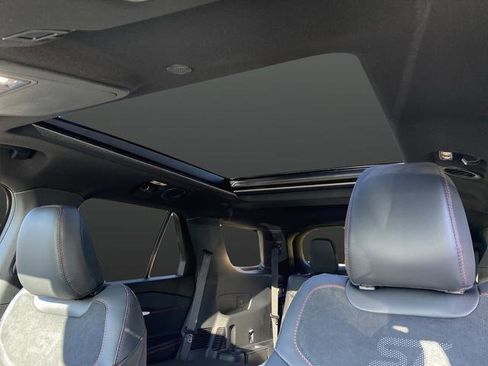 New 2026 Ford Explorer ST w/ Sun And Sound Package image 7