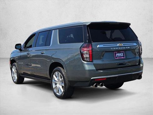 Used 2023 Chevrolet Suburban High Country AWD/4WD image 8