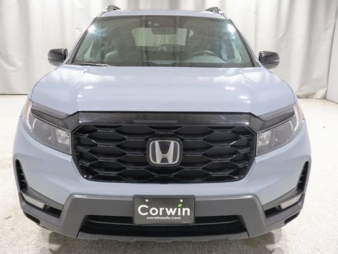 Used 2023 Honda Passport Elite image 8