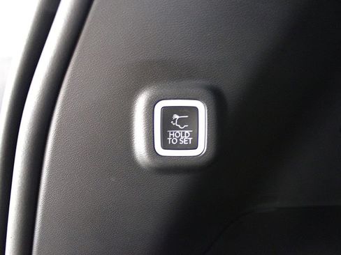 New 2026 Jeep Cherokee Limited AWD/4WD image 35