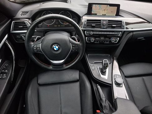 Used 2018 BMW 330i Gran Turismo xDrive AWD/4WD image 11