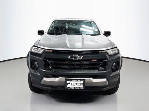 Used 2024 Chevrolet Colorado Trail Boss w/ Technology Package image 2