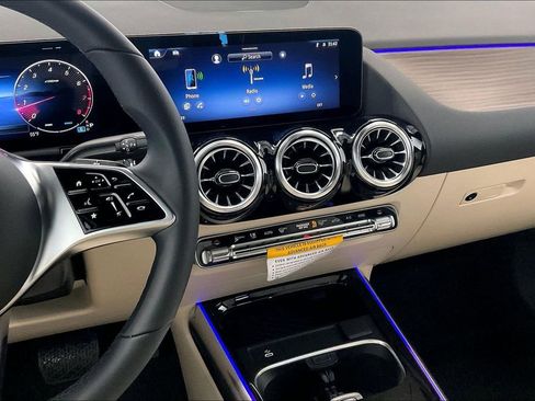 New 2026 Mercedes-Benz GLA 250 image 6