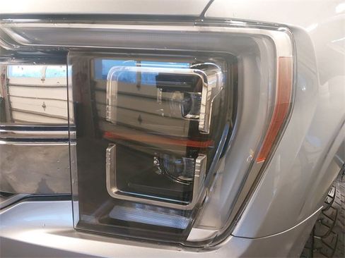 Certified 2022 Ford F150 Lariat w/ Equipment Group 502A High image 29