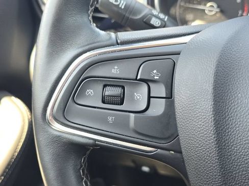 Used 2023 Buick Encore GX Select w/ Sport Touring Package FWD image 34