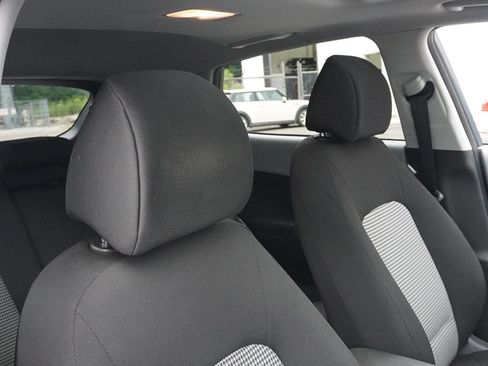 Used 2018 Hyundai Kona SEL w/ SEL Tech Package 02 AWD/4WD image 34