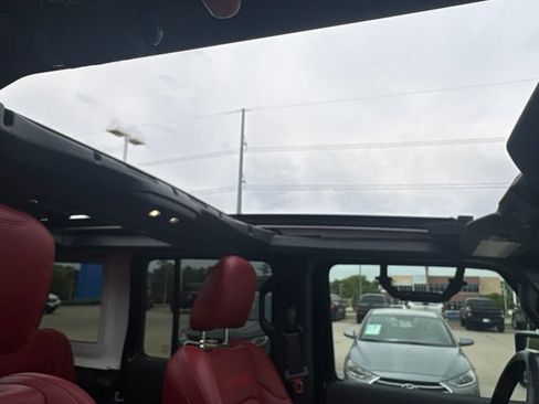 Used 2024 Jeep Wrangler Unlimited Rubicon 392 AWD/4WD image 29