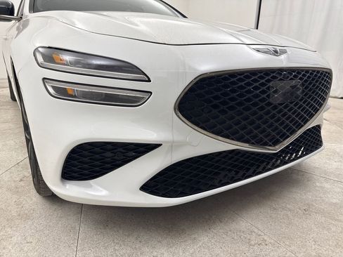 Used 2022 Genesis G70 3.3T image 11