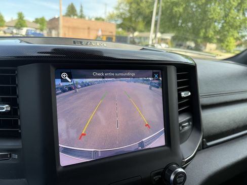 Used 2020 RAM 1500 Sport w/ Comfort & Convenience Group AWD/4WD image 29