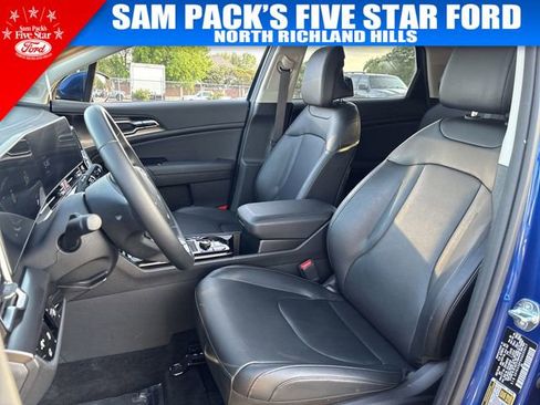 Used 2025 Kia Sportage EX w/ Premium Package image 20