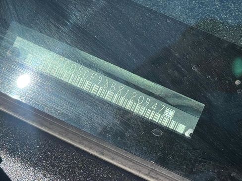 Used 2011 Chevrolet Colorado LT image 23