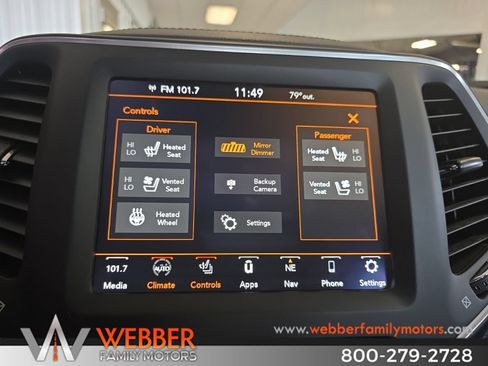 Used 2023 Jeep Cherokee Altitude Lux w/ Lux Elite Package AWD/4WD image 24